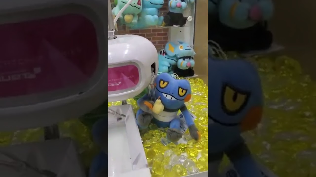 久々のUFOキャッチャー！ グレッグル見つけたので取った！ #ポケモン #ufoキャッチャー