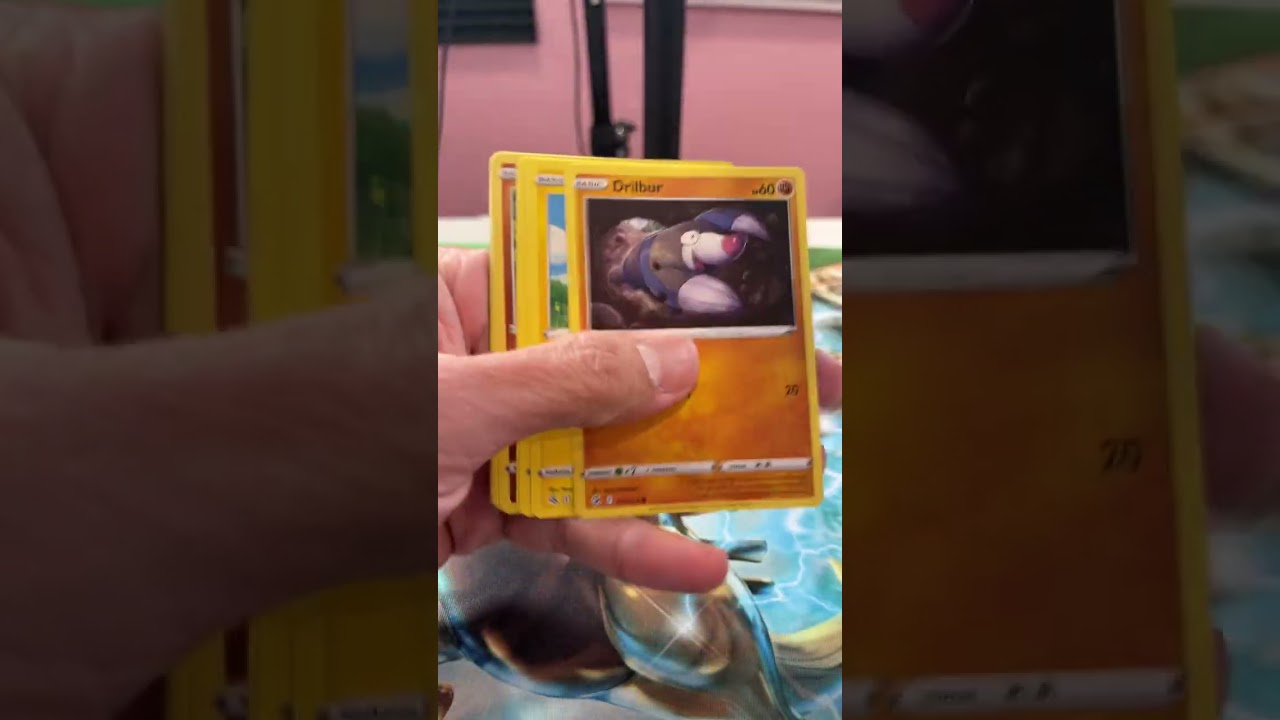 Leavanny! Fusion Strike Pokemon Cards Opening!