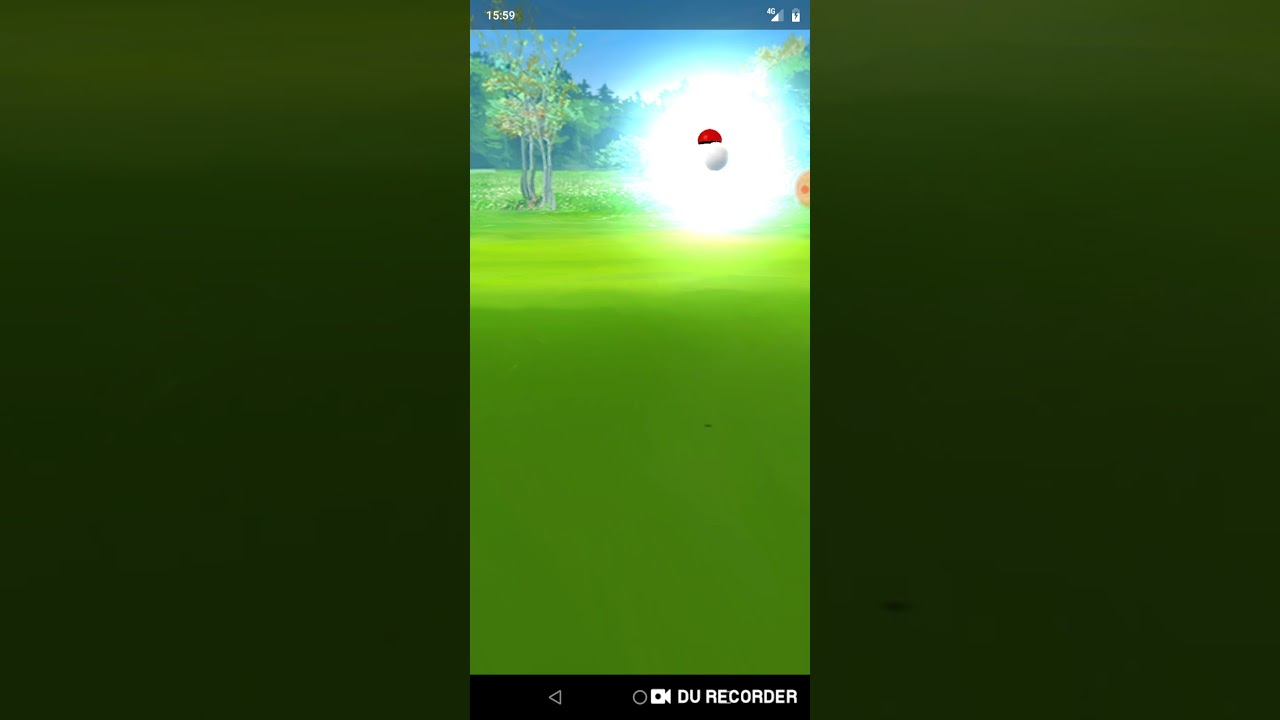 【ポケモンGO】4月コミニティデー！ツタージャ 今回は忙しくて1時間位しかできず色違いは二匹だけでした！二匹目！