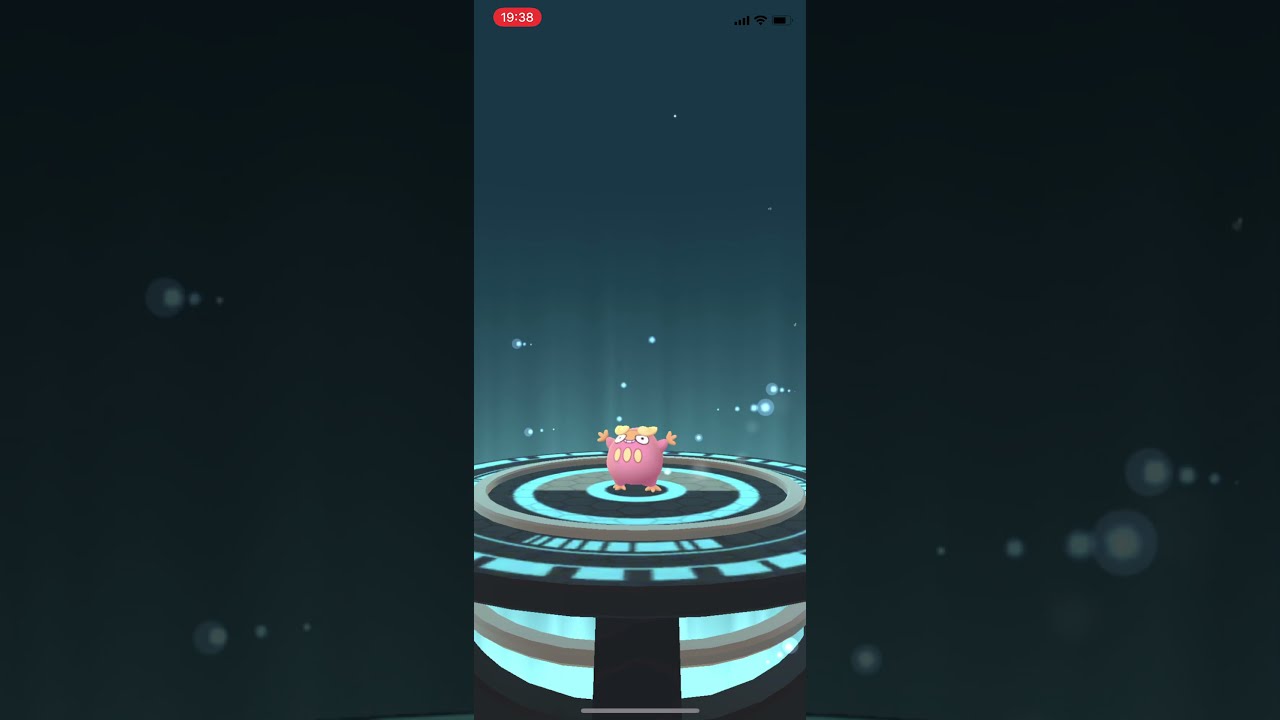 【ポケモンGO】色違いダルマッカをヒヒダルマに進化！/SHINY Darumaka evolved Darmanitan！　#shorts