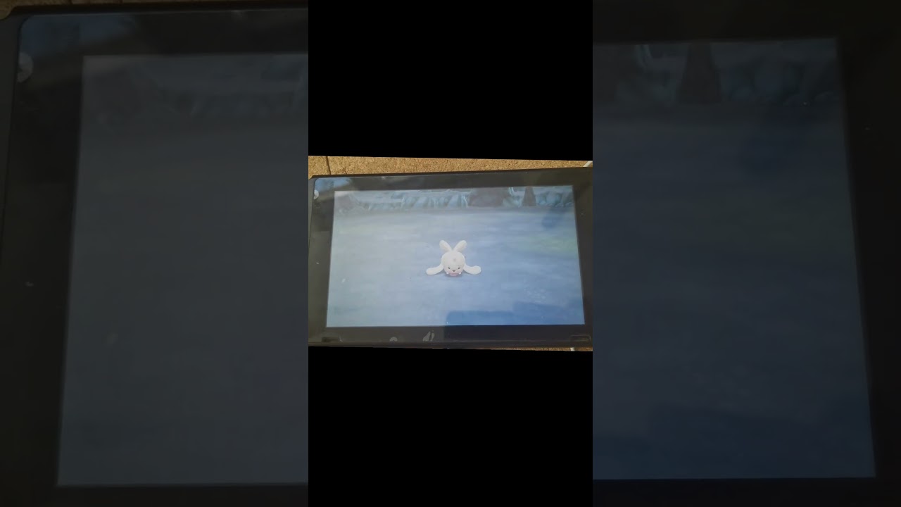 ルージュラの色違い厳選中にパウワウの色違い