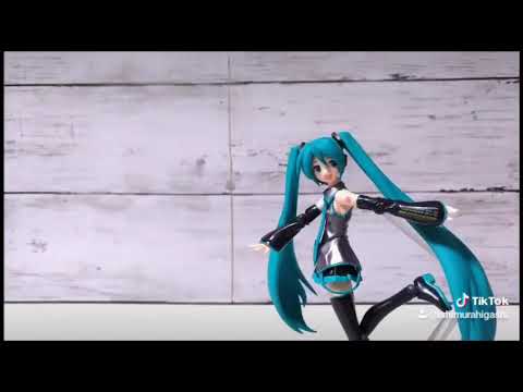 【コマ撮り】「カラカラカラのカラ」するだけ - Hatsune Miku [Stop Motion]