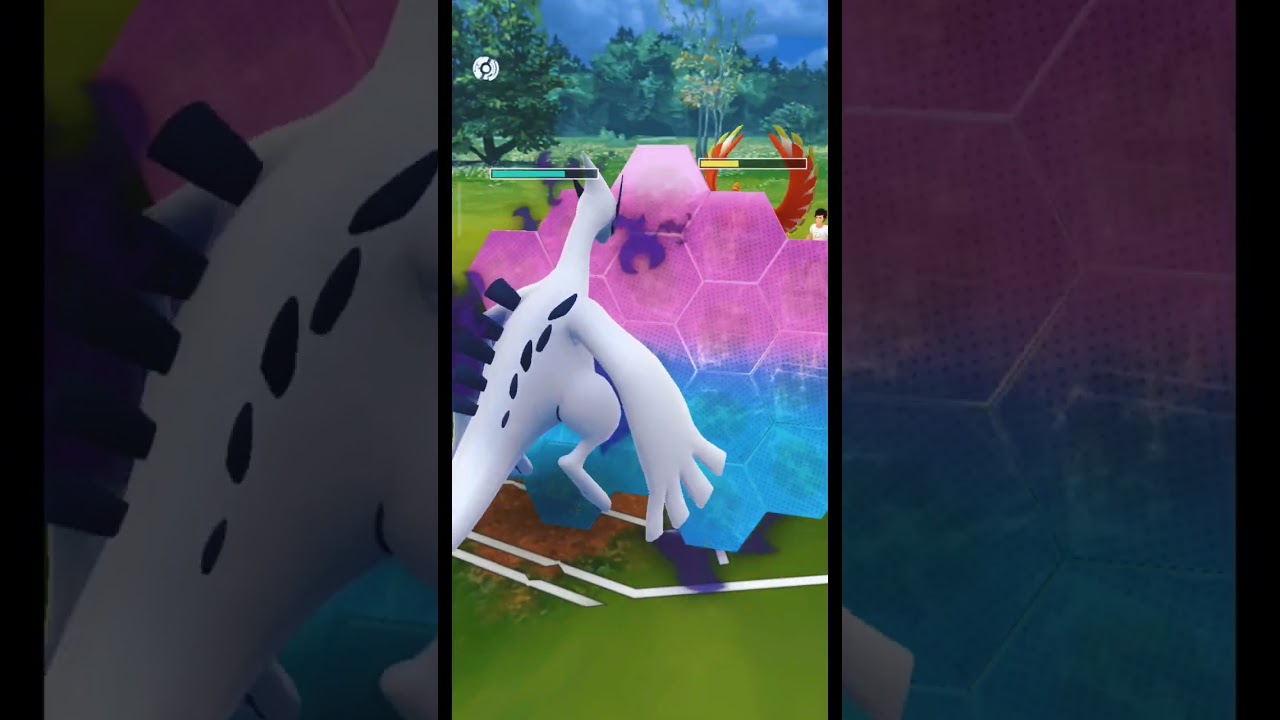 Legendary battle lugia👁‍🗨 is legend #pokemongo #shorts