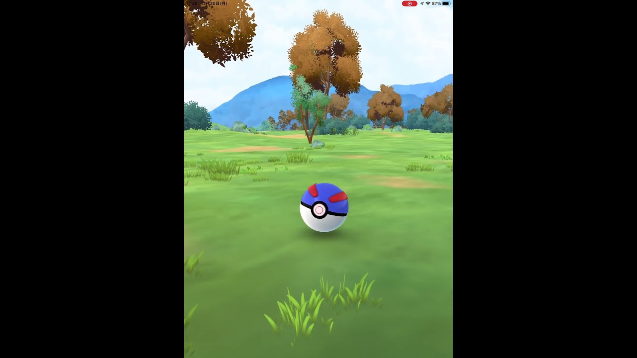 【ポケモンGO】野生のパーティ帽子ケムッソに遭遇！