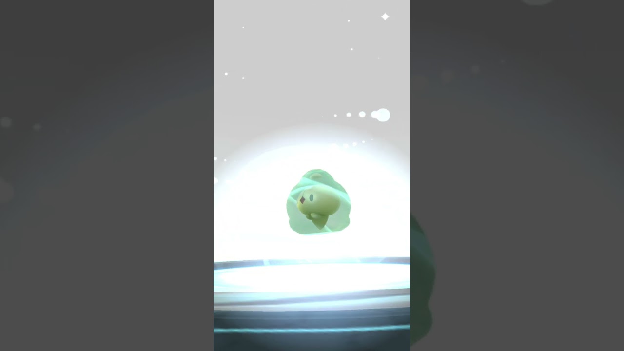 EVOLVING A SHINY SOLOSIS INTO A SHINY REUNICLUS  #pokemongo #shinypokemon #reuniclus #solosis