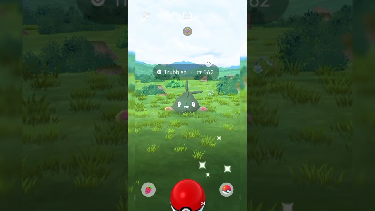 Catching a Trubbish pokemon in the nature #pokemongo #pokemon