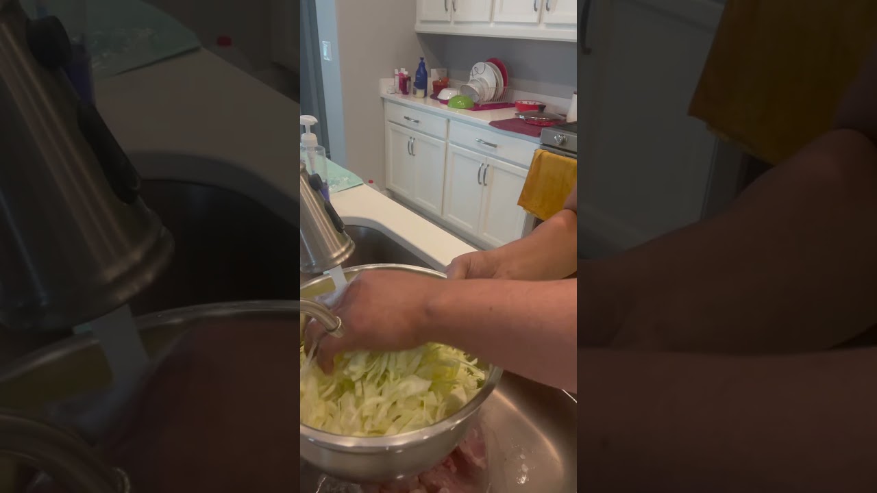 Easy cabbage fry #Tumeric powder #Green chili #Bay leaf#salt# Stir and cover until cooked