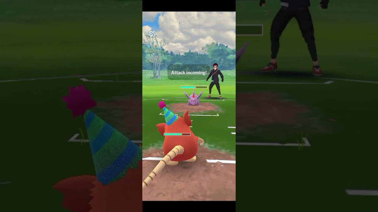 Catching Shiny Raticate - Shiny (Party Hat) Raticate (SHOWCASE) I 色違いラッタ【ポケモンGO】#shorts #MrZafior