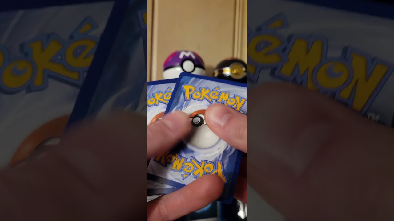 day 131 of opening pokemon cards every day  #pokemoncards #pokemontcg