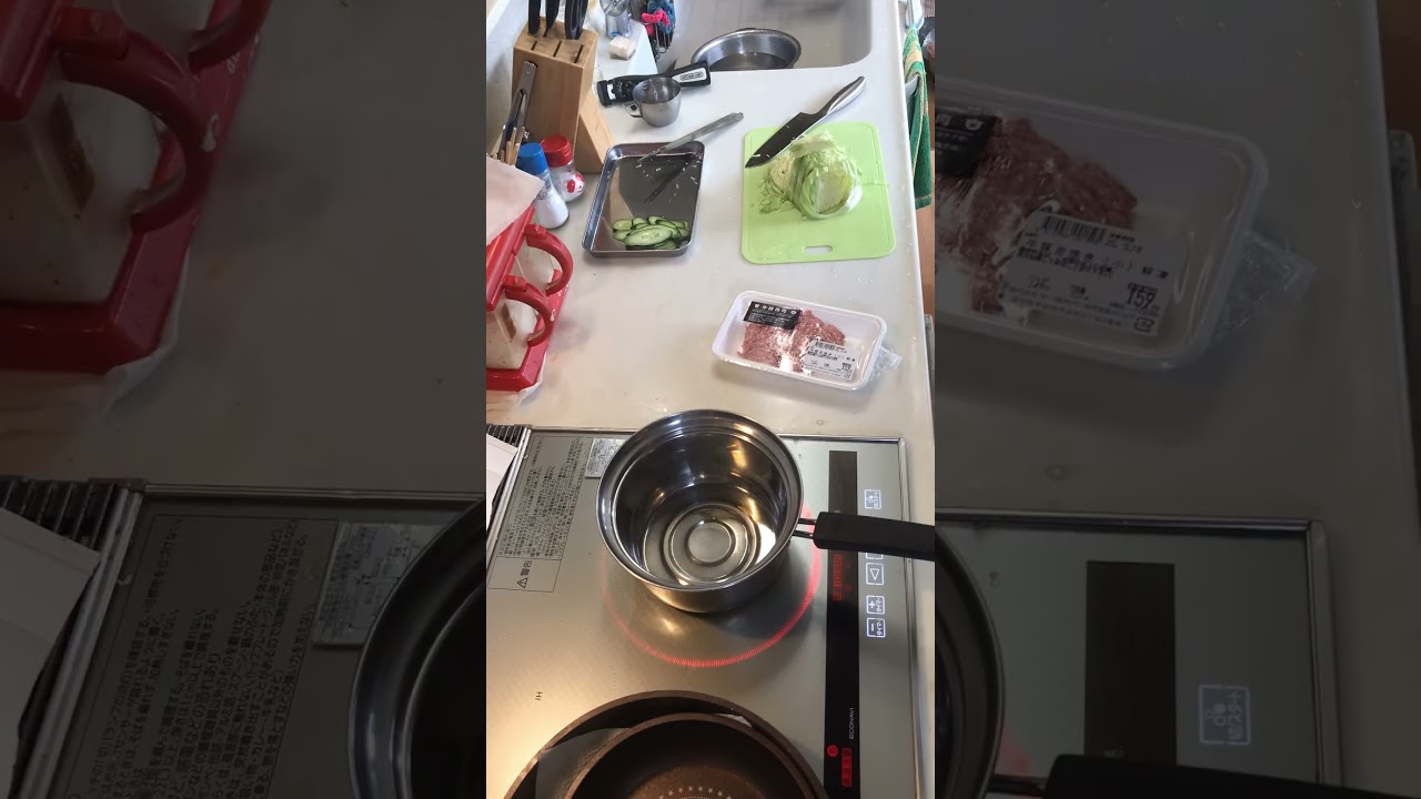 昼食にたまごサンド作り