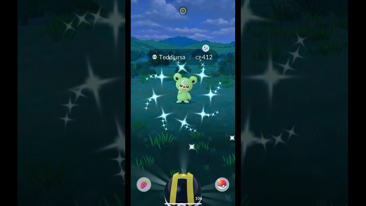 Catching a SHINY Teddiursa at Night! 🌙✨ | #pokemongo 色違いヒメグマ大発見 #pokémongo #pokemongocommunityday
