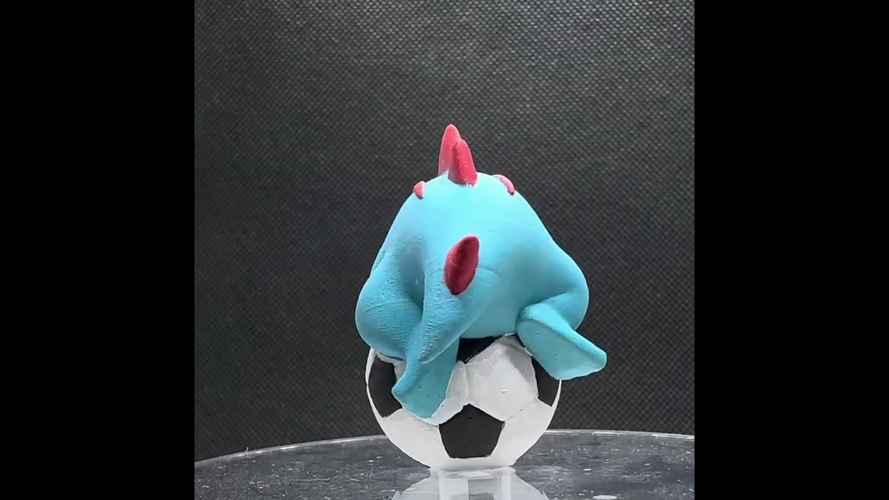 Short: Soccer Totodile #pokemon #totodile #soccer
