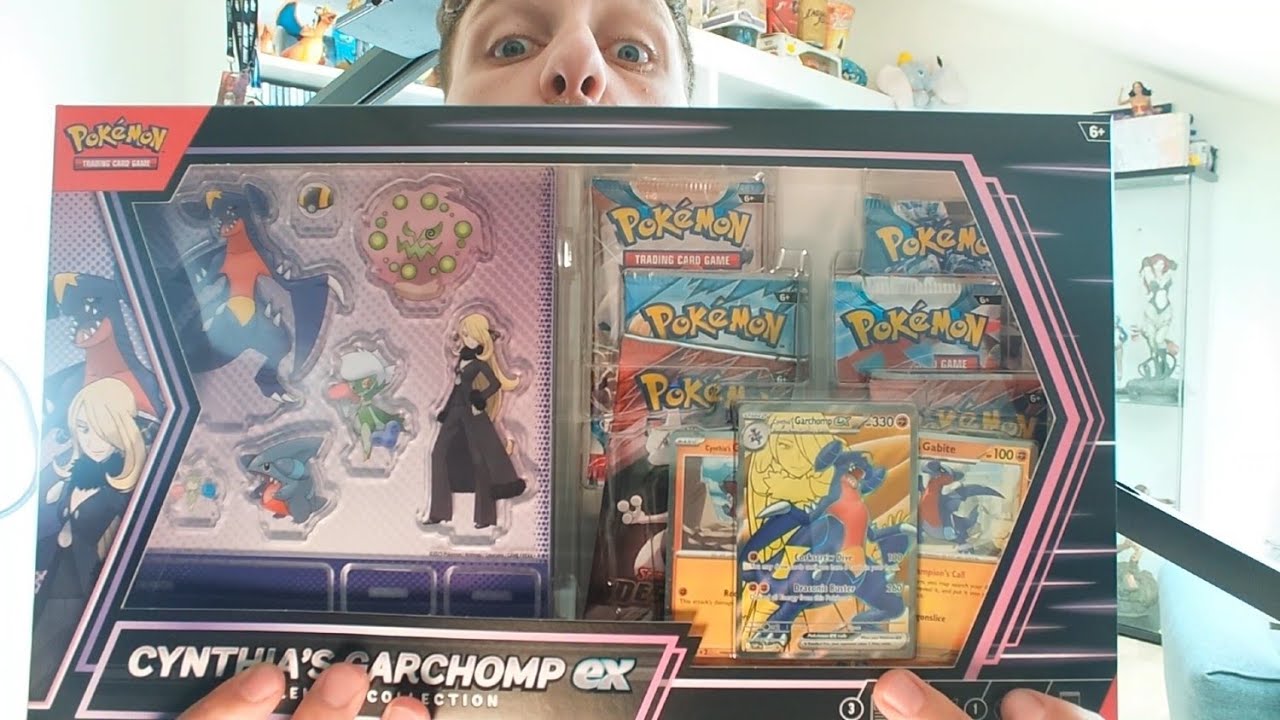 This NEW Pokémon Cynthia's Garchomp Ex Box is AWESOME!!!