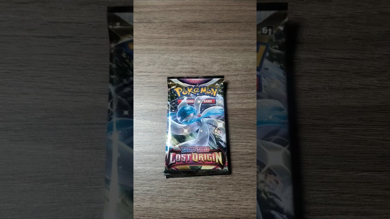 Aerodactyl & Castform to start the week #lostorigin #pokemon #pokemontcg #pokemoncommunity