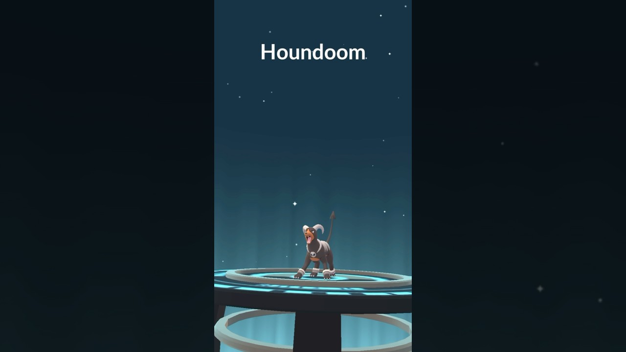 Evolving my Houndour into a beastly Houndoom in Pokémon GO! #pokemongo #Houndoom