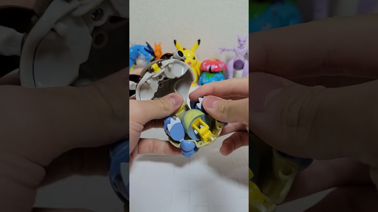 カメックスが変形してモンスターボールに入る中国玩具がやばいwww