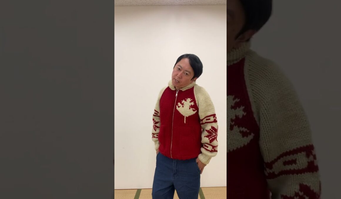 白い雲のようにのMVで、首が座ってない赤ちゃんのように歌う有吉弘行さん