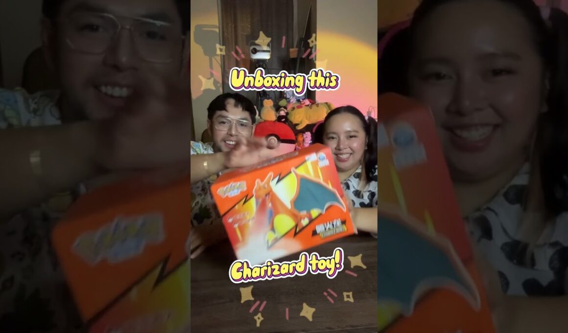 Unboxing this Charizard Toy 🔥💨 With Shiroe!