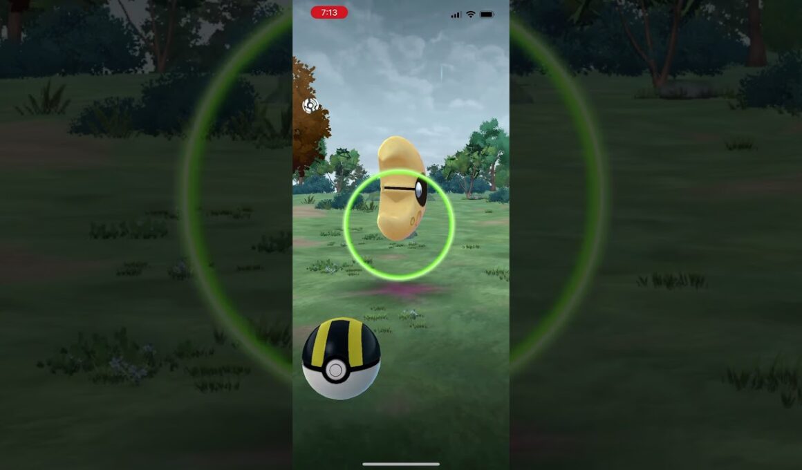 #ポケモンGO ルナトーン　色違い