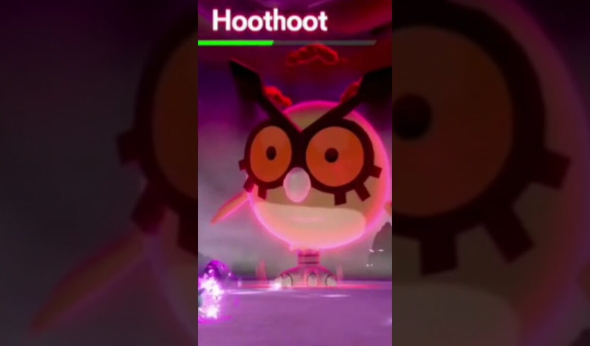 My First Dynamax Battle vs Hoothoot! 😱✨ | Pokémon Sword Shorts