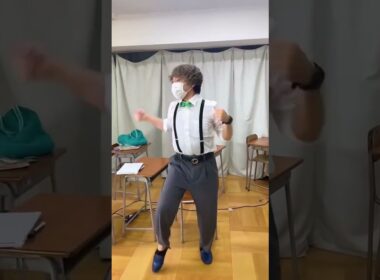 【顔出し💨】さんどが学校の授業中にAdo - 唱を踊ってみた結果ｗｗｗ【実写・マインクラフト】よろずや🍭 #shorts